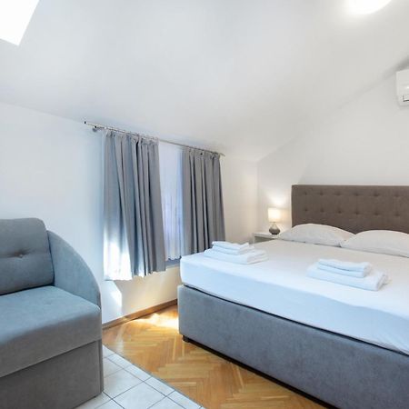 Apartmaji Pri Perotu Izola Dış mekan fotoğraf