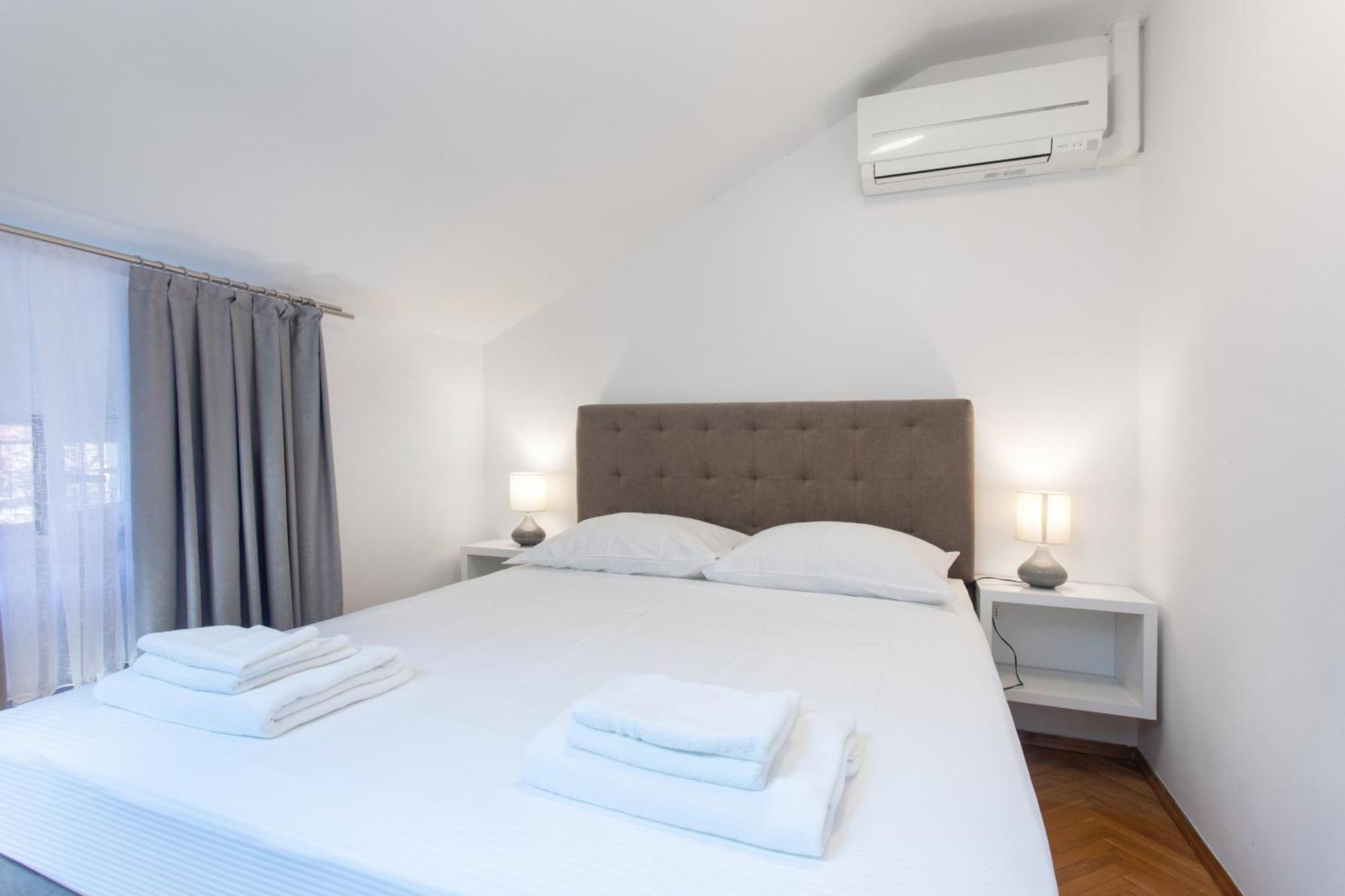 Apartmaji Pri Perotu Izola Dış mekan fotoğraf